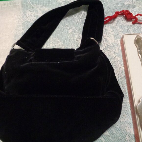 RETRO VELVETEEN BLK PURSE PIE SERVER CABBAGE KID PATTERN FELT FUN POODLE… - Picture 13 of 14